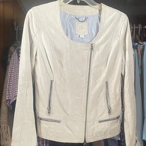 Banana Republic Women's Cream Leather Jacket